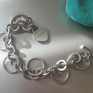 Tiffany style toggle bracelet